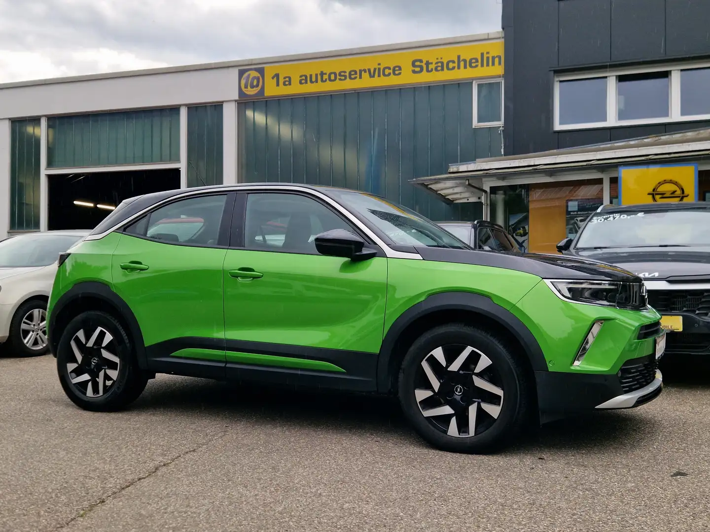Opel Mokka B 1.2T AUT. Elegance,RKAMERA,LED,NAVI,PDC Verde - 1
