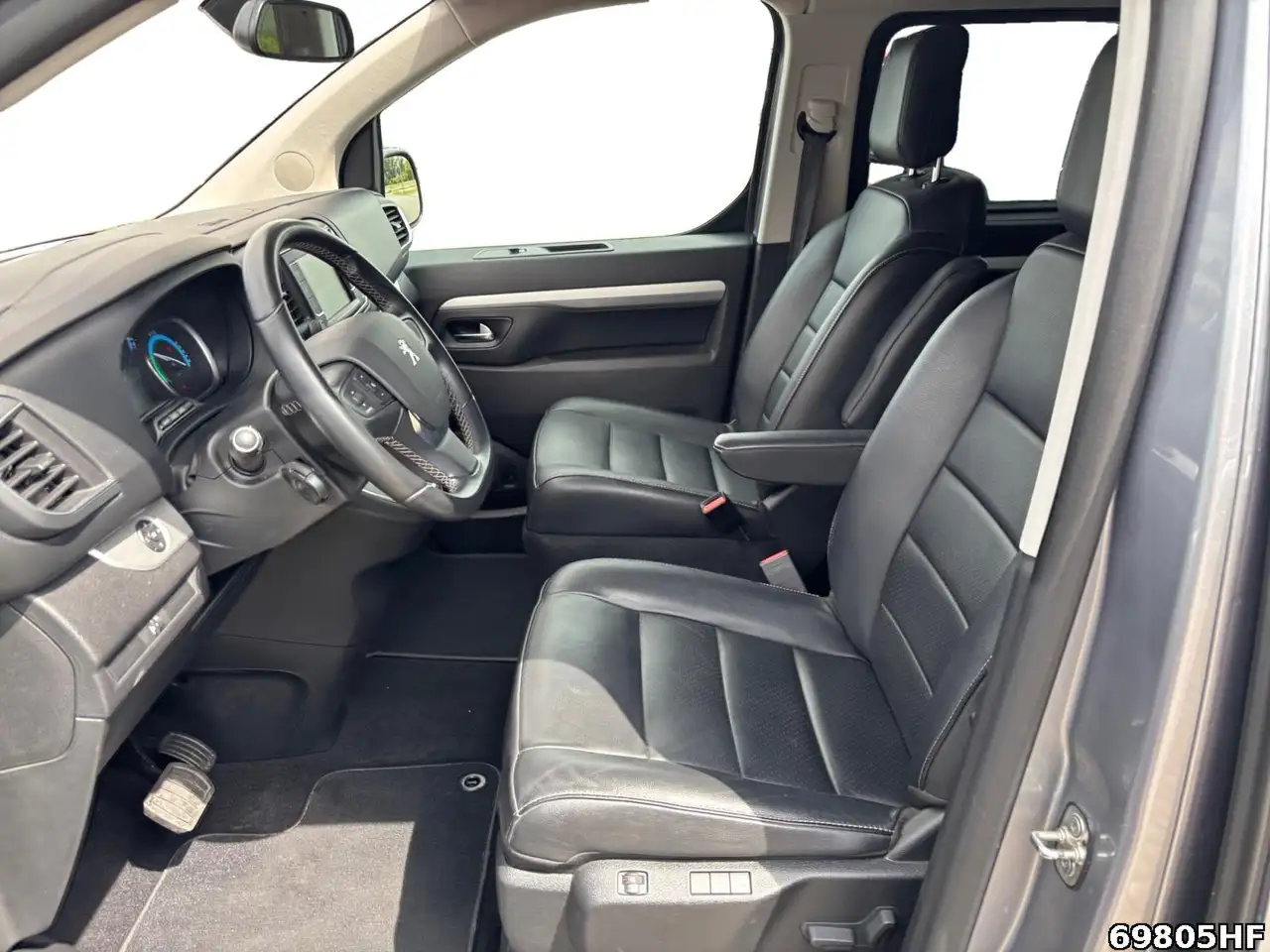 Peugeot Traveller Elektromotor L2 Business VIP(75kWh Bat.), миниатюра 12