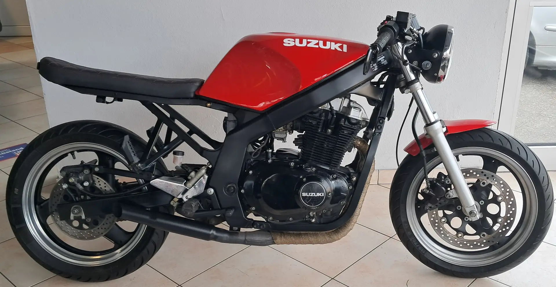 Suzuki GS 500 Červená - 2
