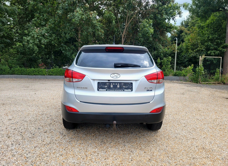 Hyundai iX35 blue*Android*R-Cam*Klima*SZH*LMF*AHK*TÜV* — photo 4