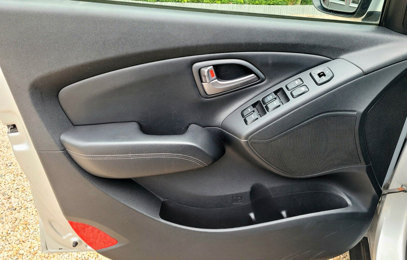 Hyundai iX35 blue*Android*R-Cam*Klima*SZH*LMF*AHK*TÜV* — photo 14