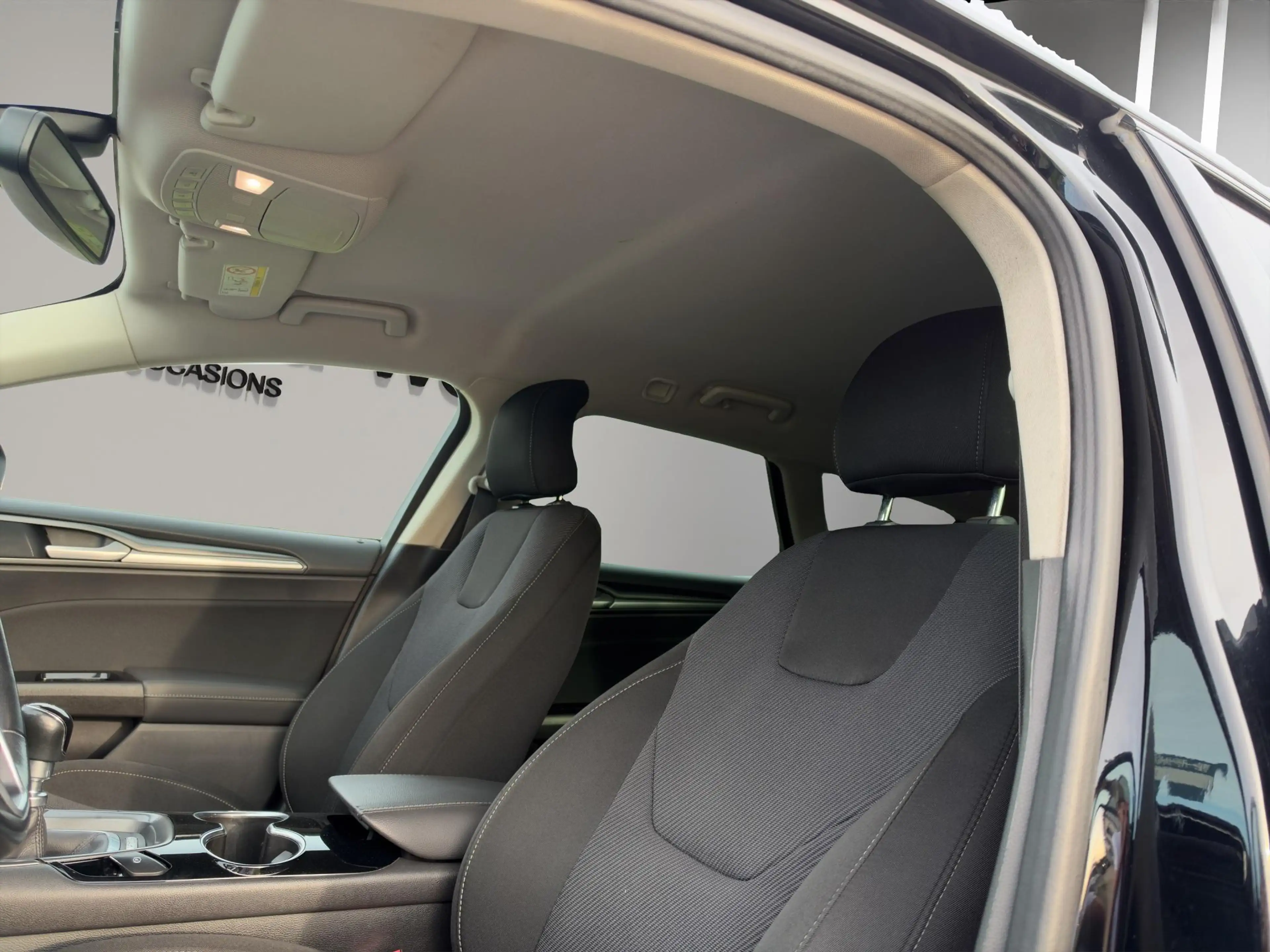 Ford Mondeo Wagon 1.5 Titanium Keyless PDC Clima — photo 21