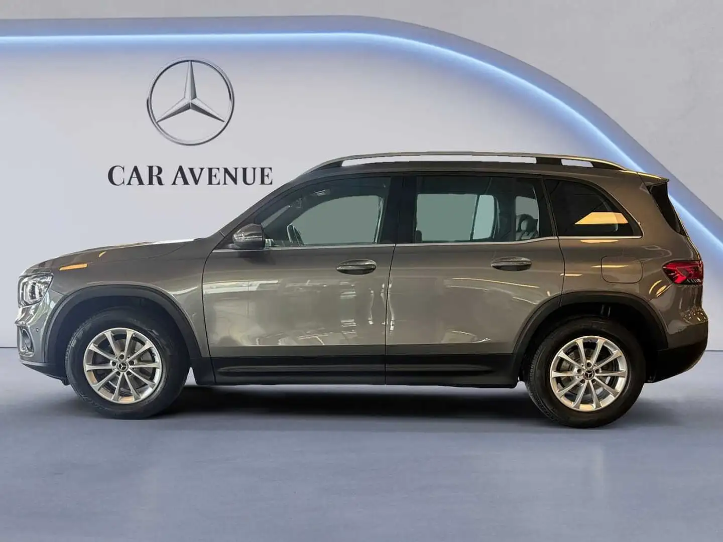 Mercedes-Benz GLB 180 Grijs - 2