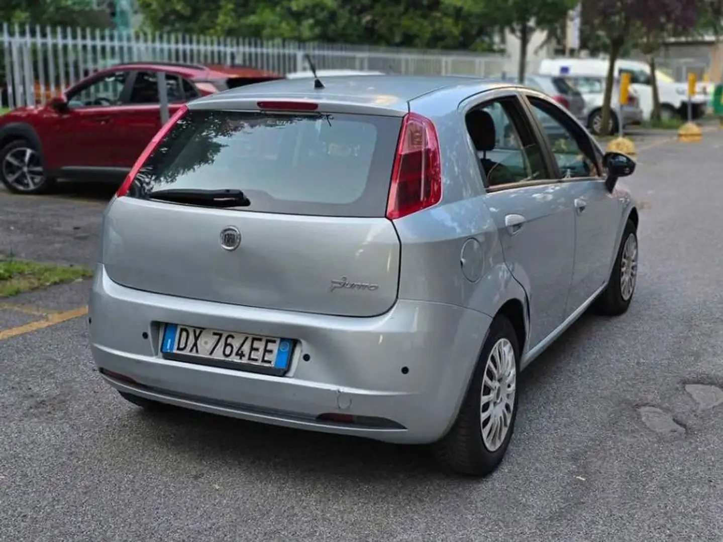 Fiat Grande Punto Grande Punto III 20095p 1.4 Active Gpl 77cv Grigio - 2