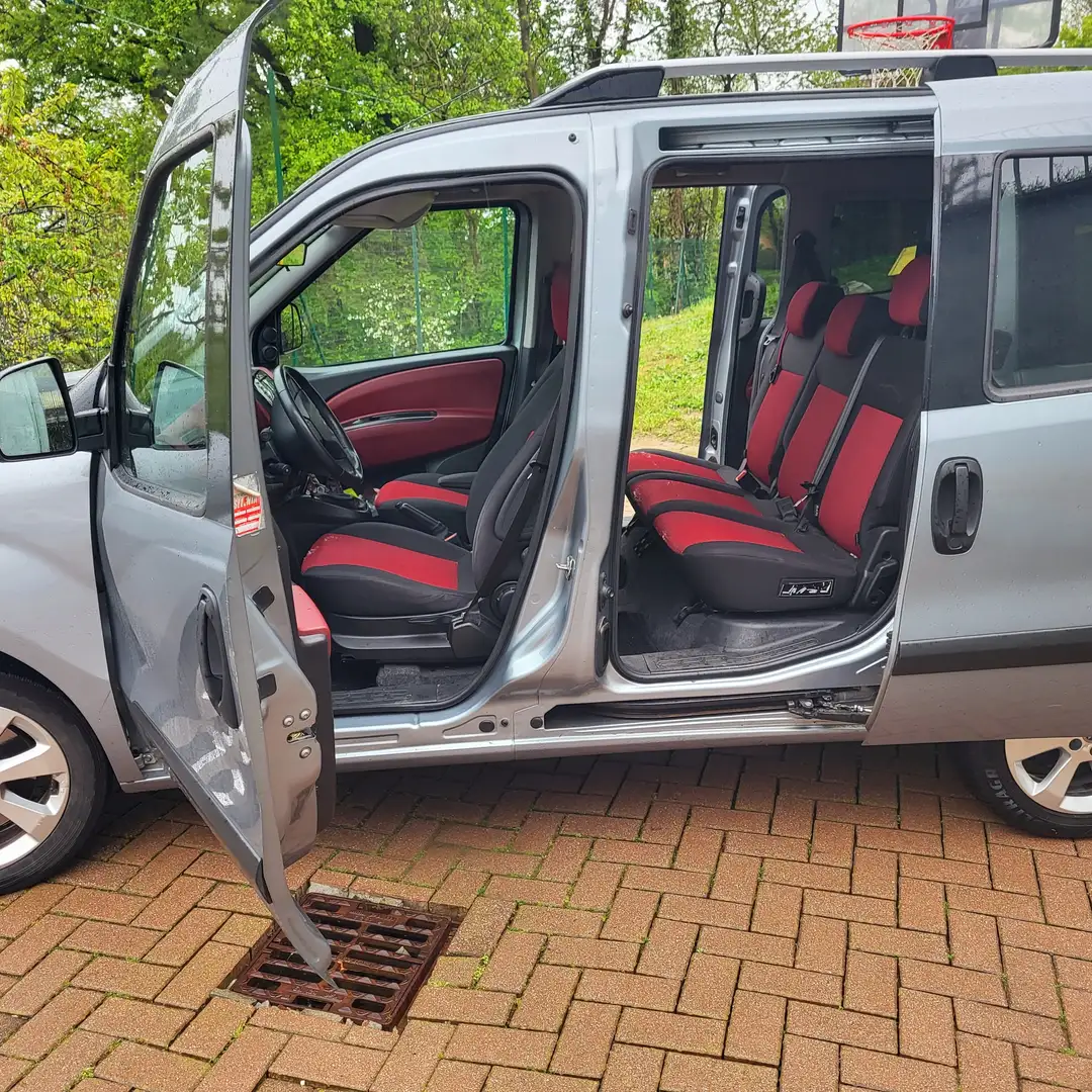 Fiat Doblo Doblo II 2010 1.4 tjt natural power Emotion 120cv Grigio - 1