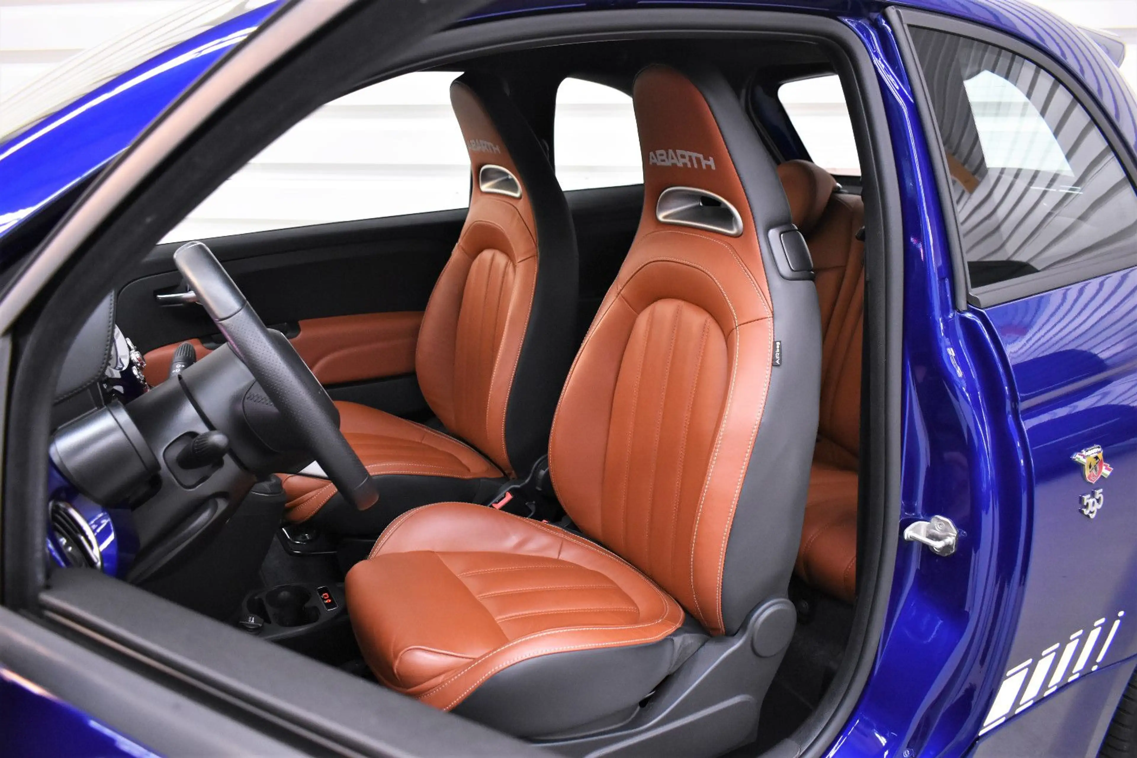 Abarth 500 595 Abarth+Navi+Klima+Leder+Beats+BLU PODIO — photo 6