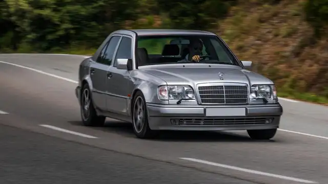 Mercedes-Benz 500 E500