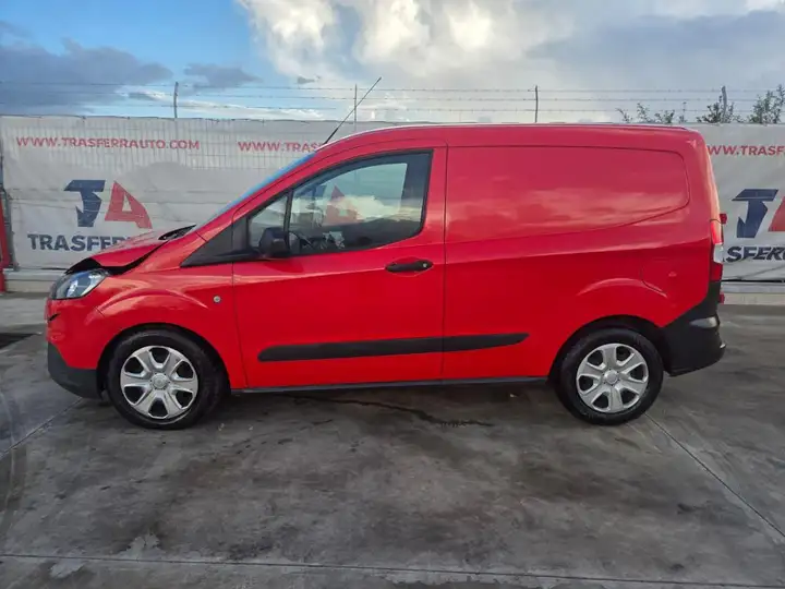 Ford Transit Courier 1.5 TDCi 100CV Van Trend — foto 2