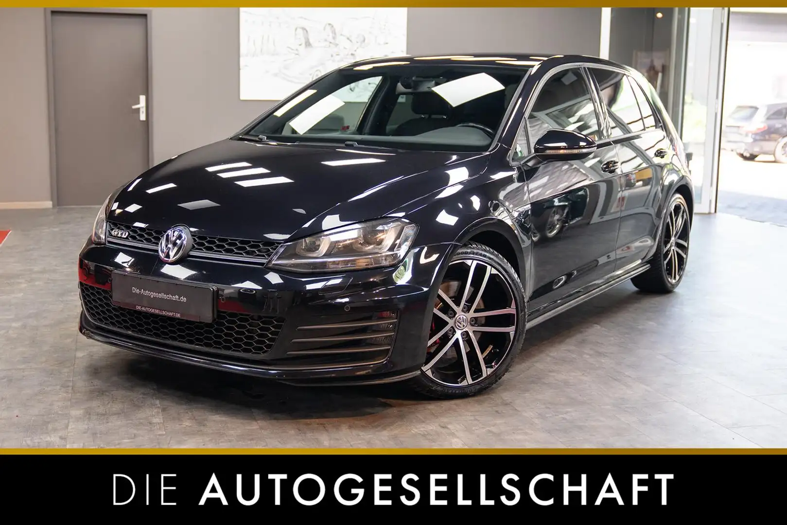 Volkswagen Golf 2.0 TDI GTD DSG *XENON*NAVI*SHZ*PDC*1.HD* Schwarz - 1