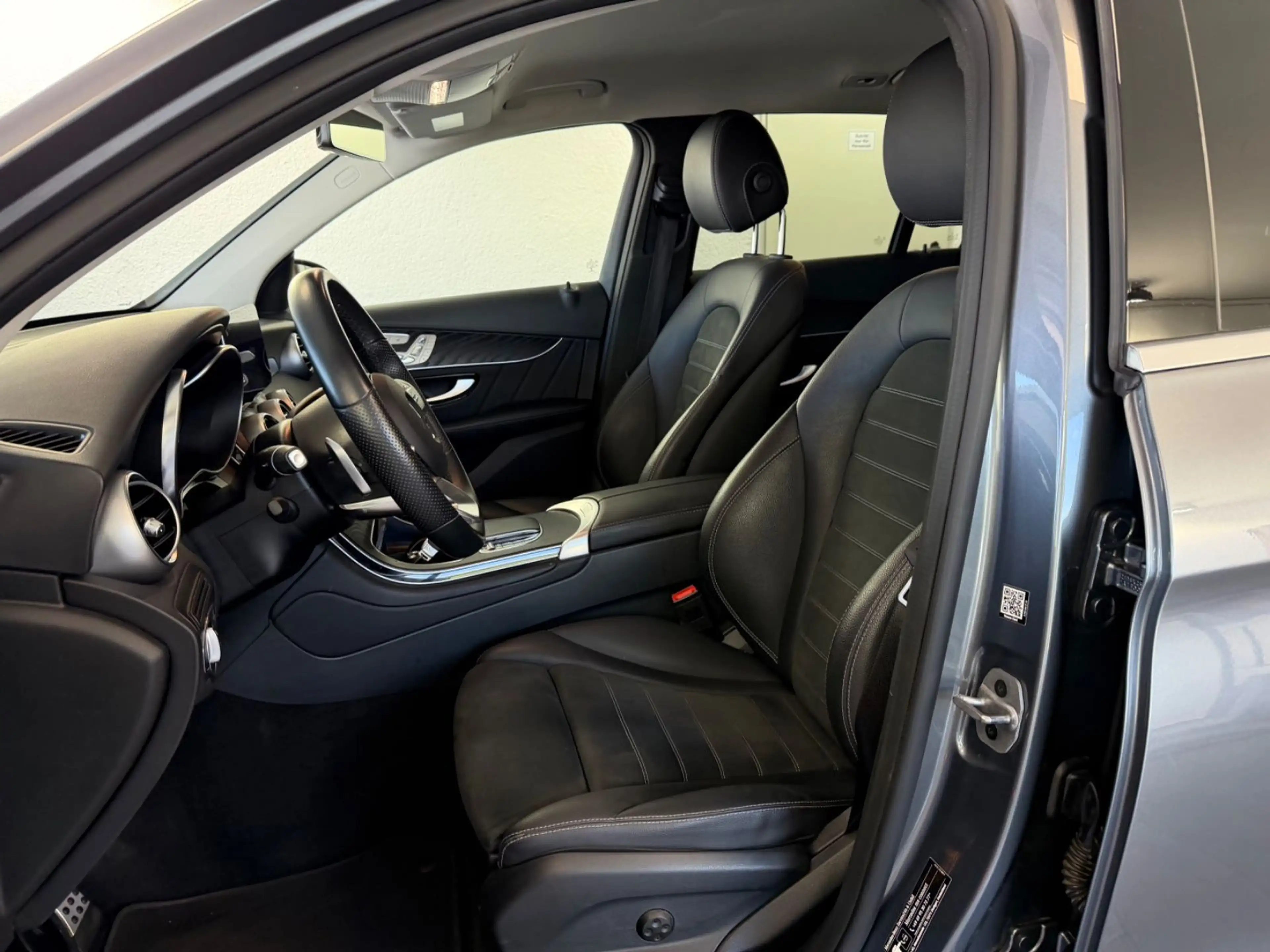 Mercedes-Benz GLC 300 de 4M AMG | DISTRONIC | 360° | AHK — photo 10