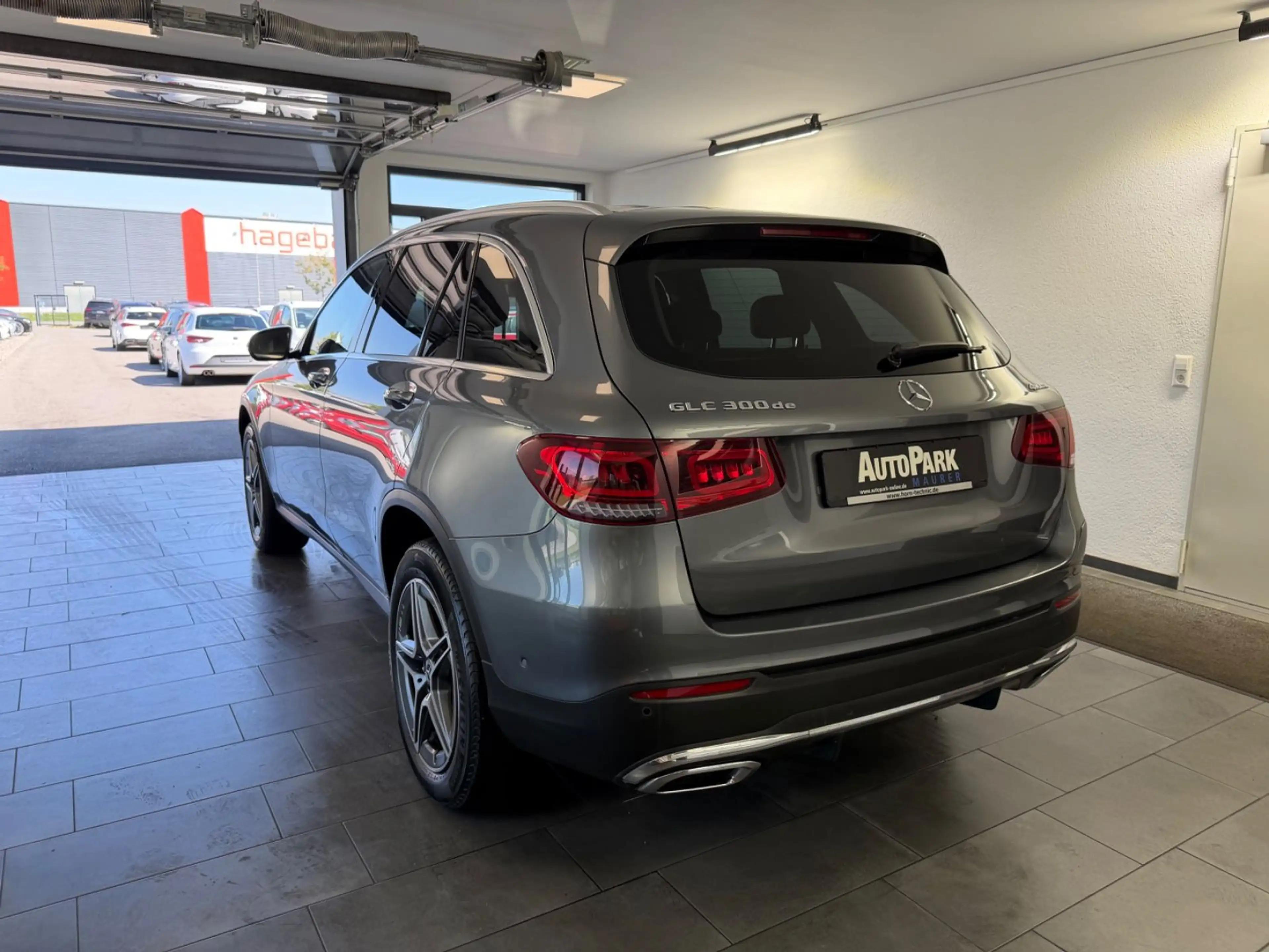 Mercedes-Benz GLC 300 de 4M AMG | DISTRONIC | 360° | AHK — photo 7