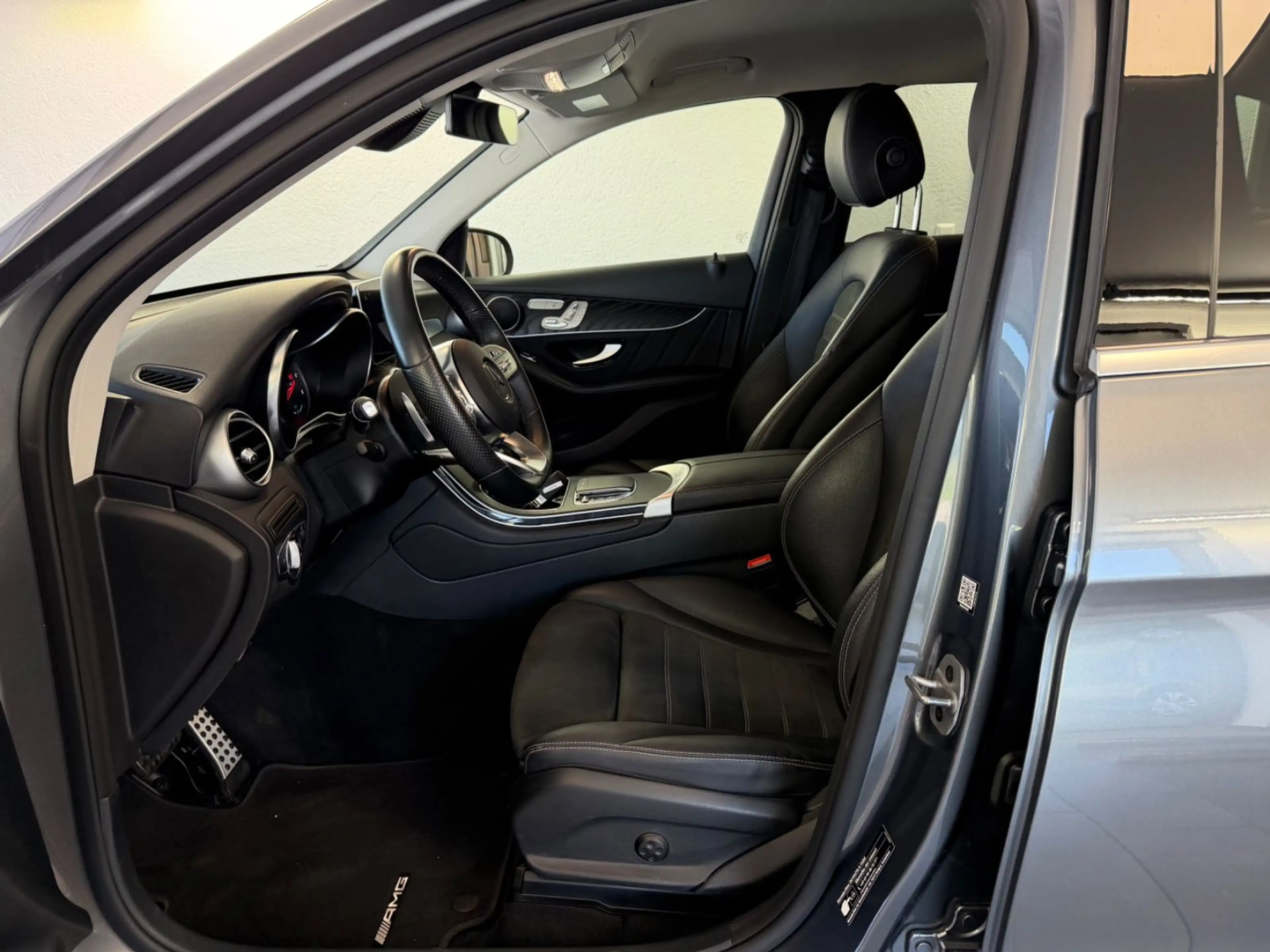 Mercedes-Benz GLC 300 de 4M AMG | DISTRONIC | 360° | AHK — photo 9