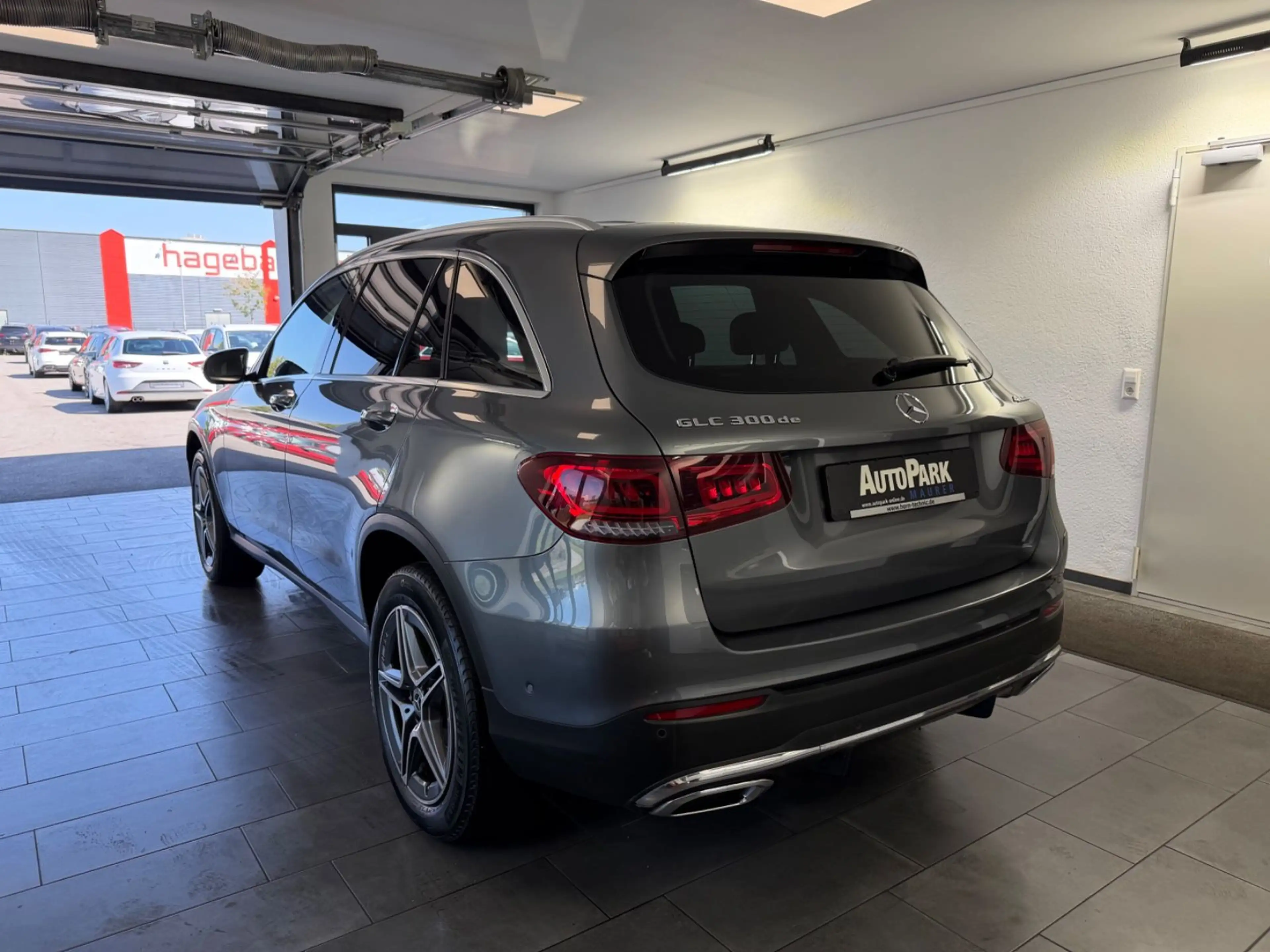 Mercedes-Benz GLC 300 de 4M AMG | DISTRONIC | 360° | AHK — photo 8