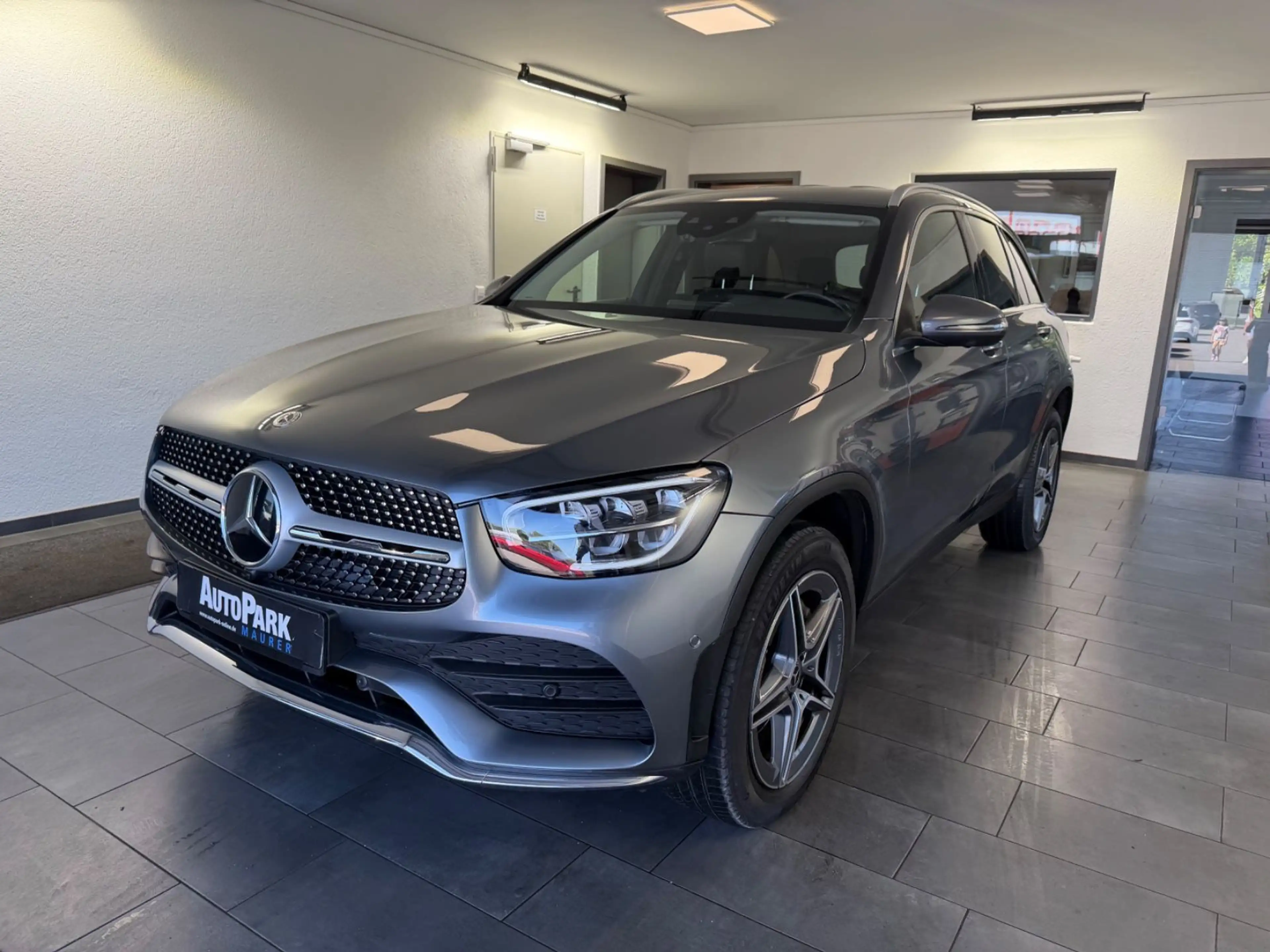 Mercedes-Benz GLC 300 de 4M AMG | DISTRONIC | 360° | AHK — photo 2