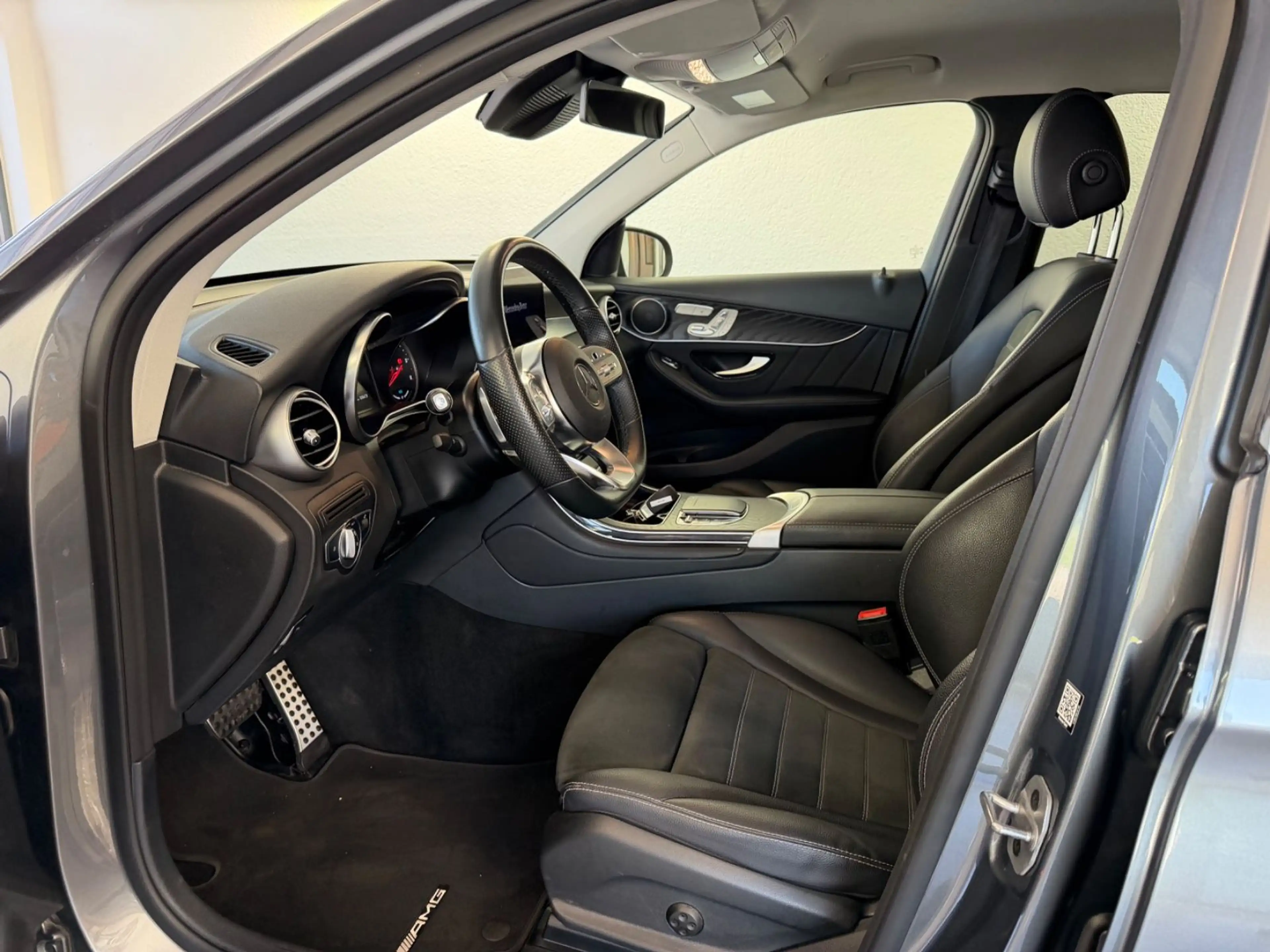 Mercedes-Benz GLC 300 de 4M AMG | DISTRONIC | 360° | AHK — photo 11
