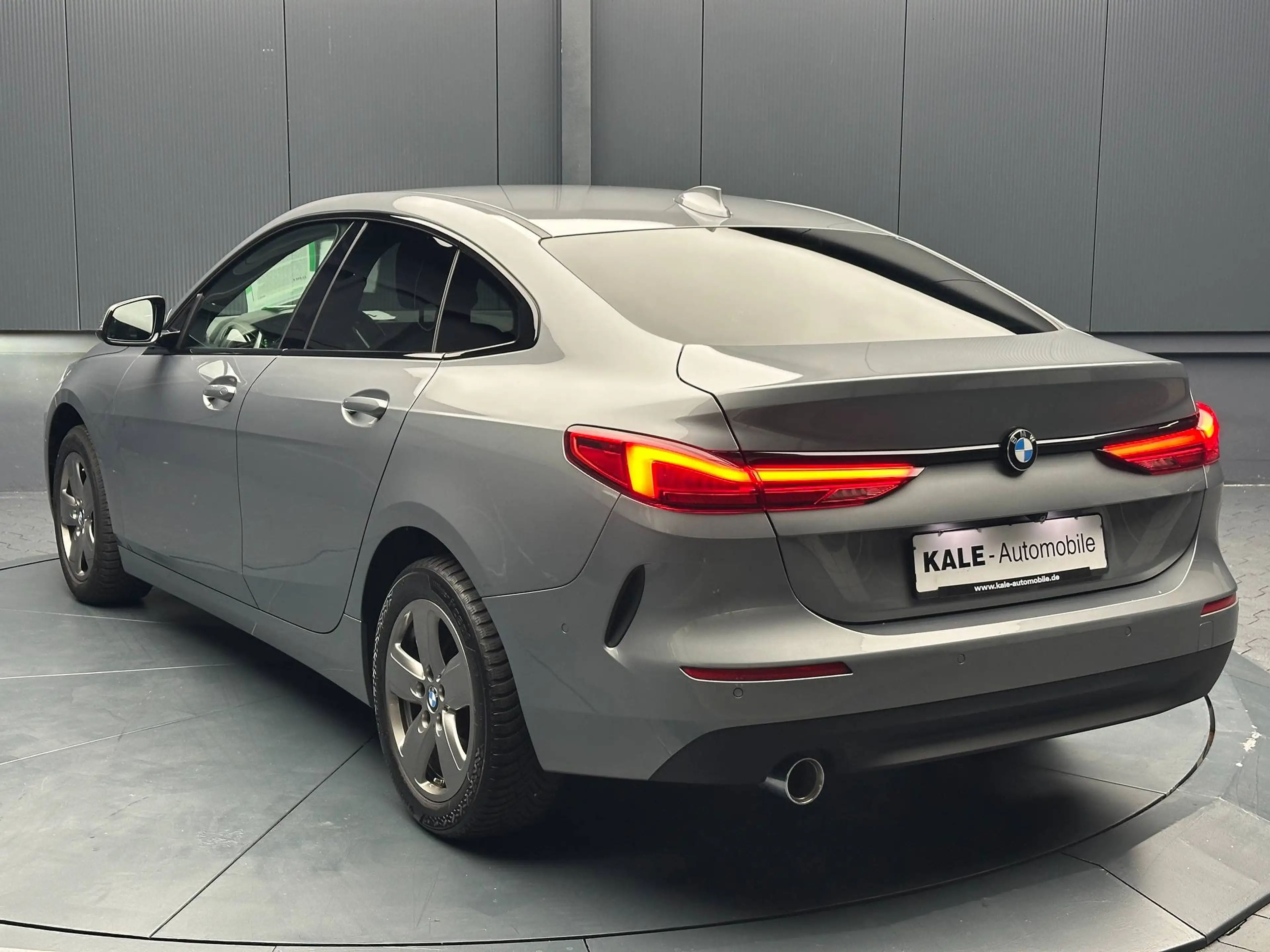 BMW 216 d Gran Coupé Advantage *T-LEDER*NAVI*KAMERA* — photo 3