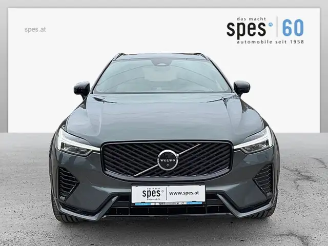 Volvo XC60 Ultra, T6 AWD Plug-in Hybrid, Elektrisch/Benzin, Dark Ansicht 3