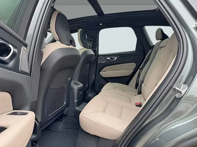 Volvo XC60 Ultra, T6 AWD Plug-in Hybrid, Elektrisch/Benzin, Dark Ansicht 8