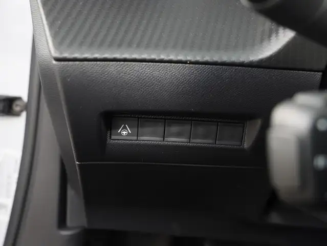 Peugeot 2008 view 7