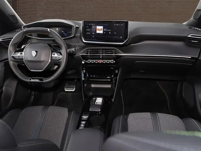 Peugeot 2008 view 15
