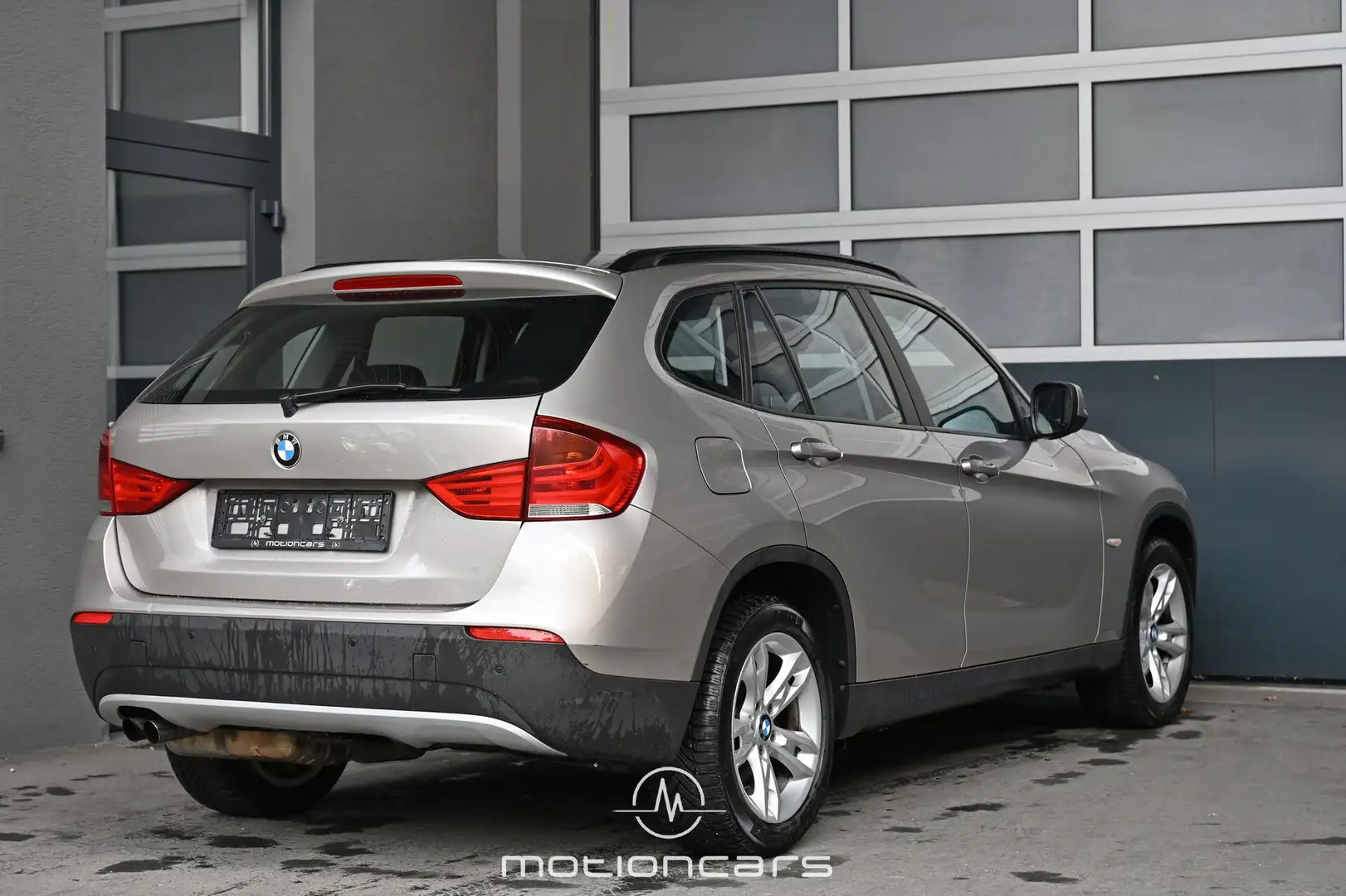 BMW X1 xDrive20i Pickerl NEU Zilver - 2