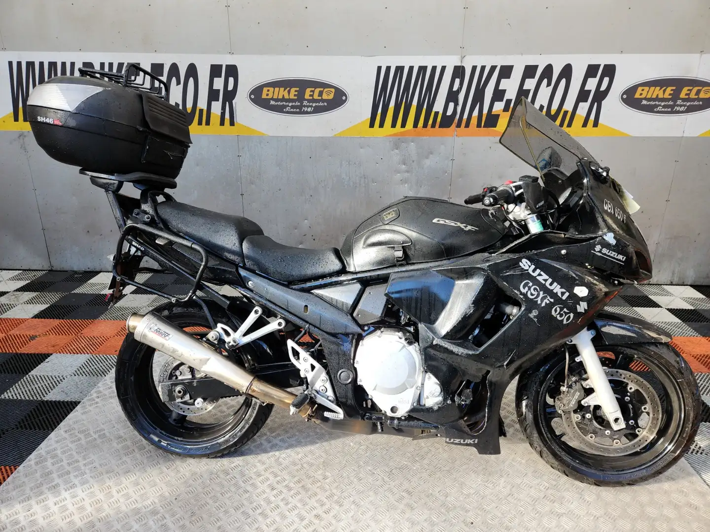Suzuki GSX 650 Negro - 1
