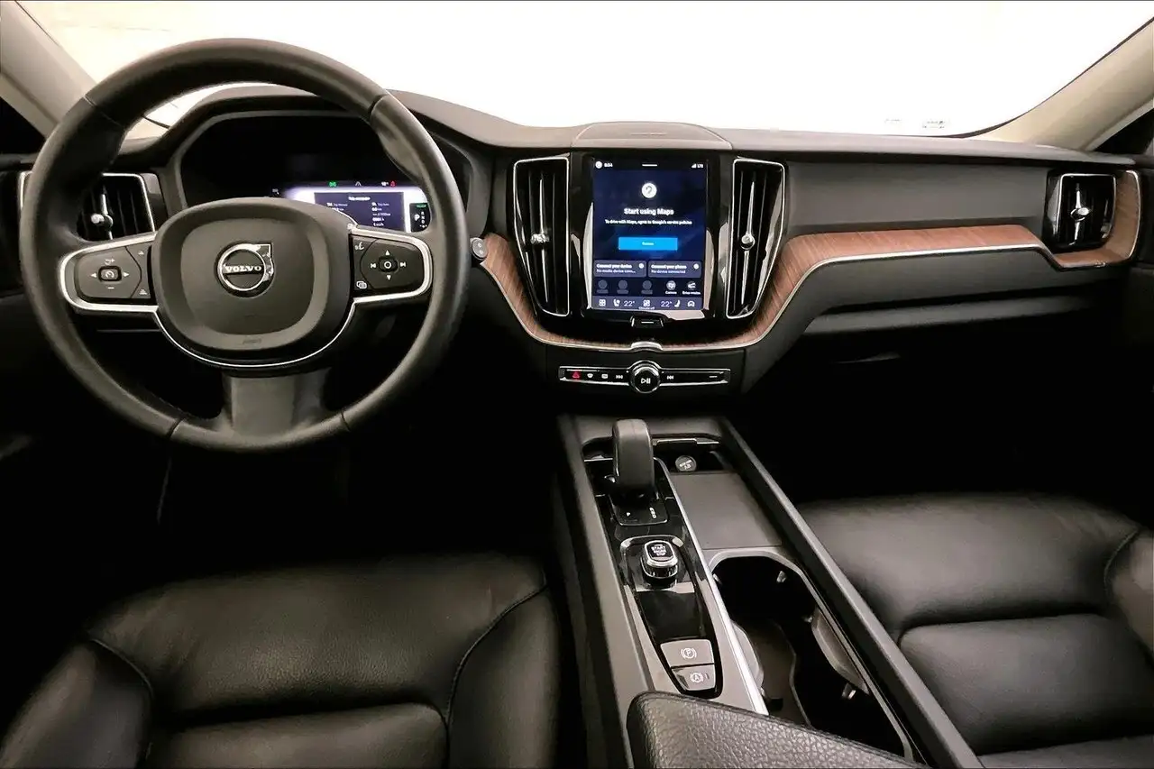 Volvo XC60 снимка Volvo XC60