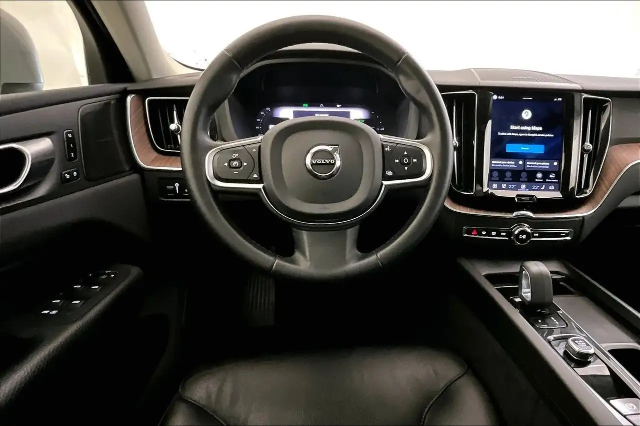 Volvo XC60 снимка Volvo XC60