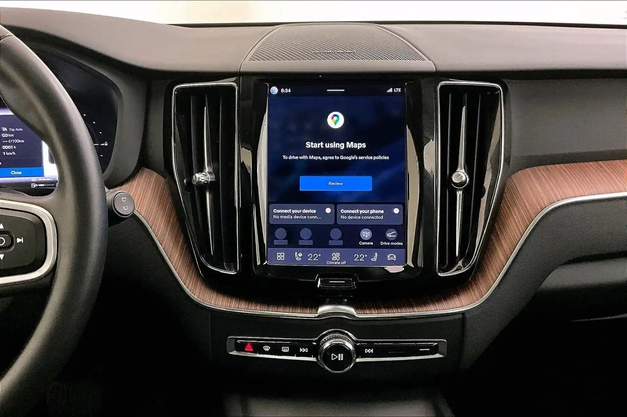 Volvo XC60 снимка Volvo XC60