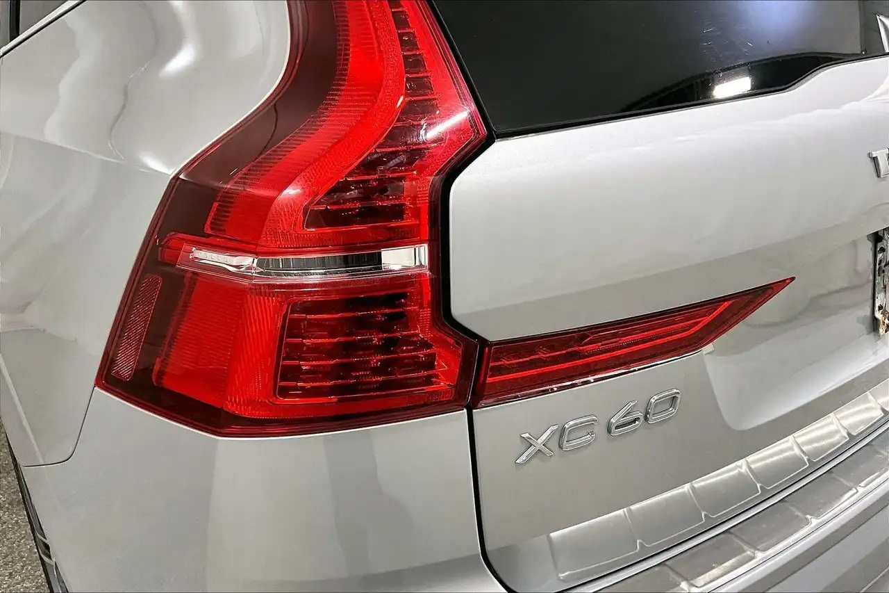 Volvo XC60 снимка Volvo XC60