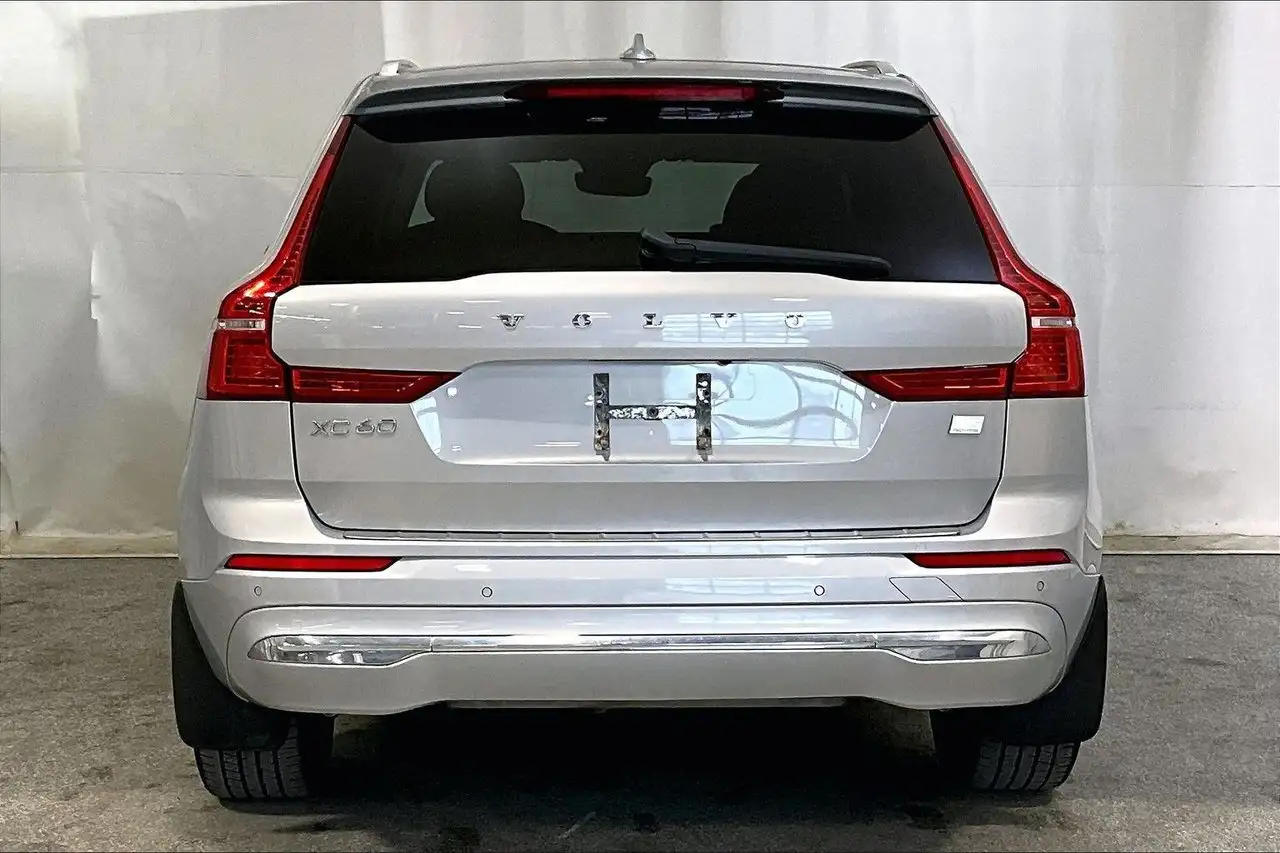 Volvo XC60 снимка Volvo XC60