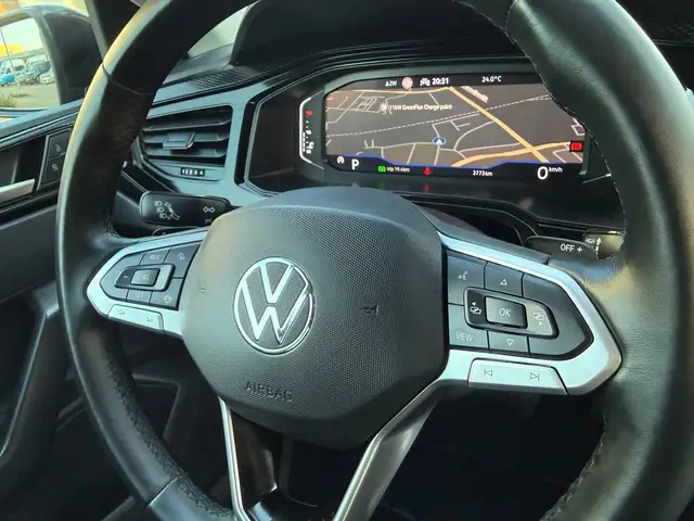 Volkswagen Polo view 19