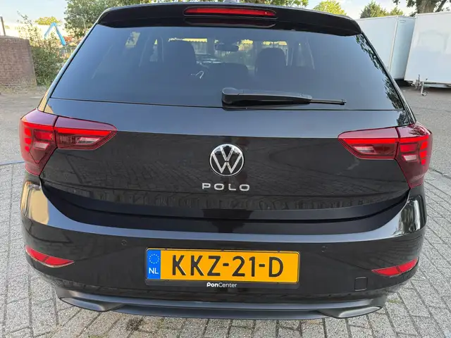Volkswagen Polo view 9