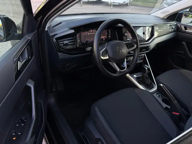 Volkswagen Polo view 14