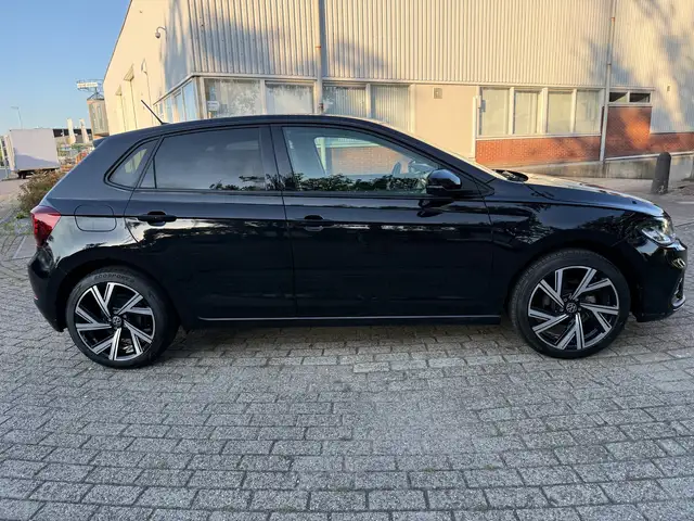 Volkswagen Polo view 10
