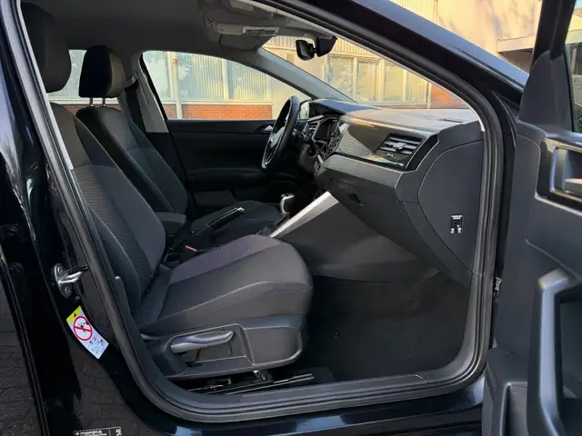 Volkswagen Polo view 16