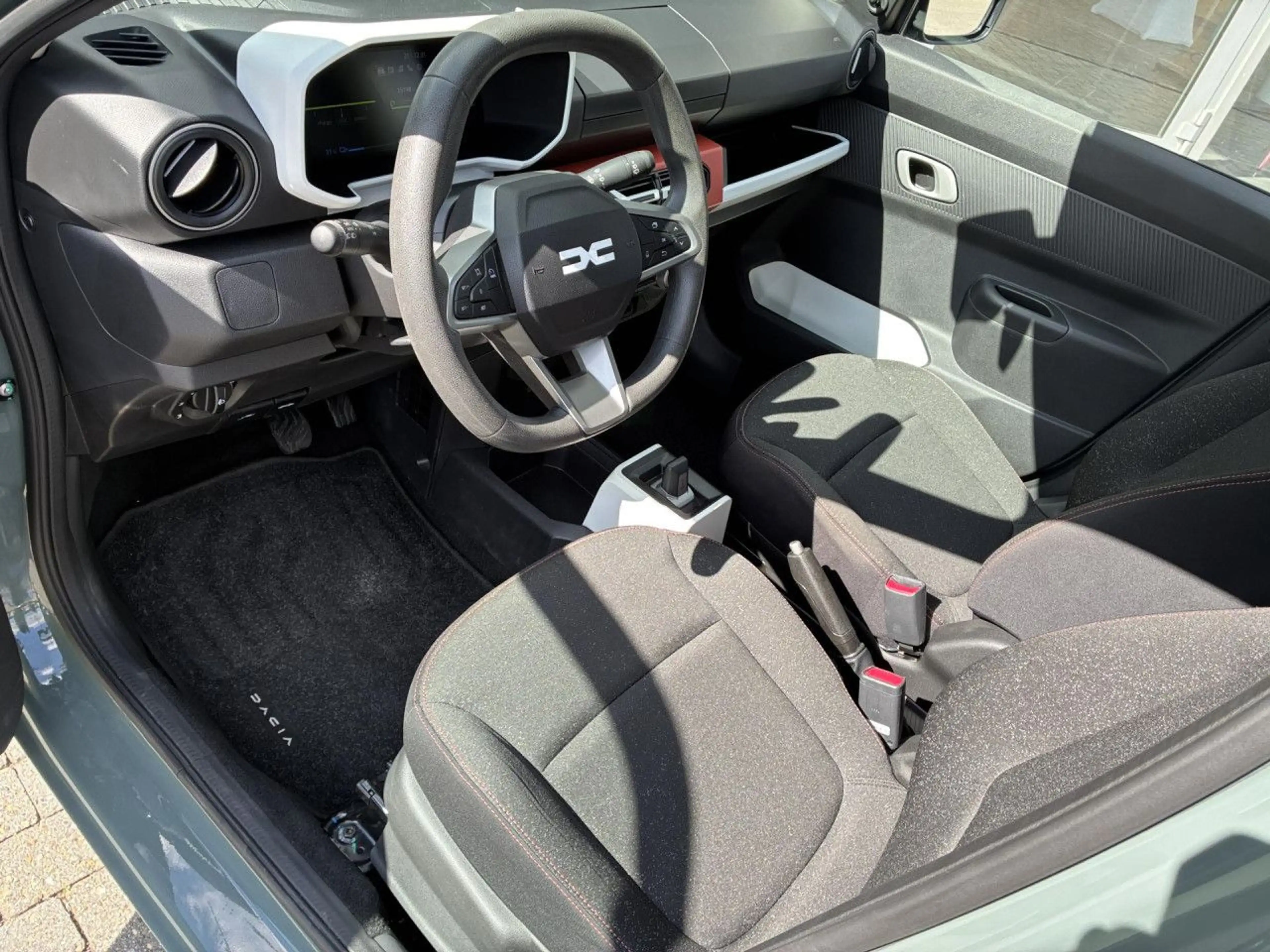 Dacia Spring Electric 45 Expression Klima Tempomat DAB — photo 9