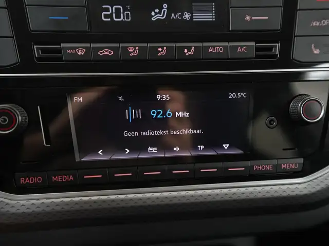 Volkswagen Up! view 14