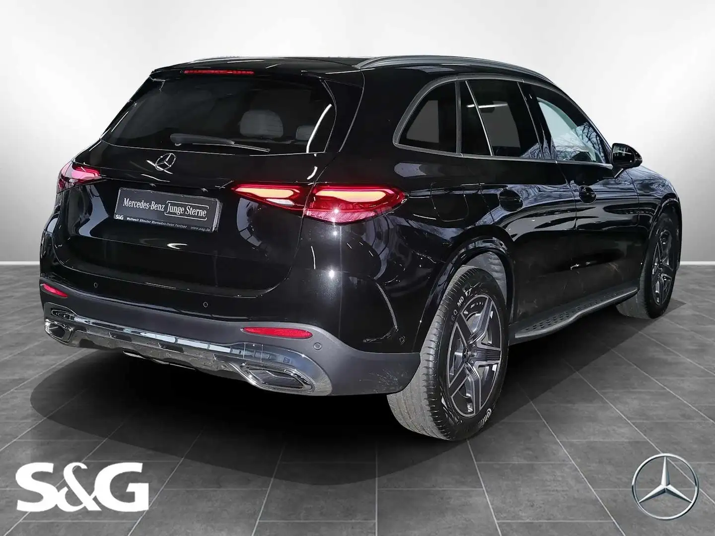 Mercedes-Benz GLC 200 4M AMG AHK+TOTWINKEL+DISTRONIC+360°+19" Schwarz - 2