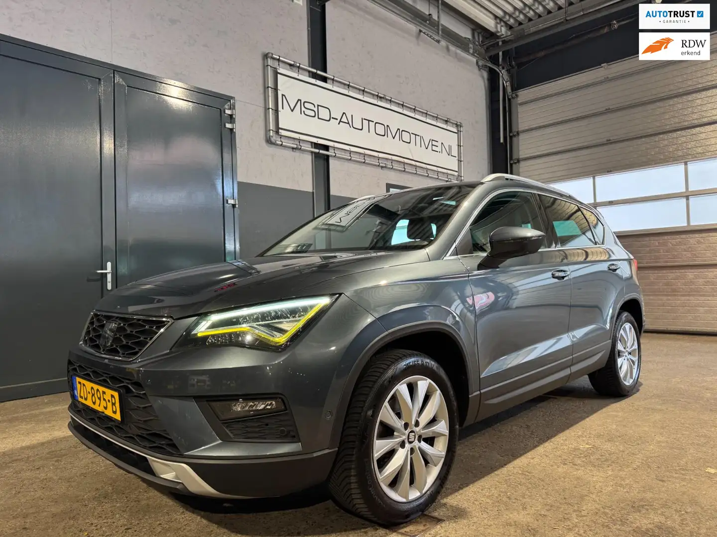 SEAT Ateca 1.0 EcoTSI Intense|Adap.Cruise|DigiDASH|1e Eig|Tre Gris - 1