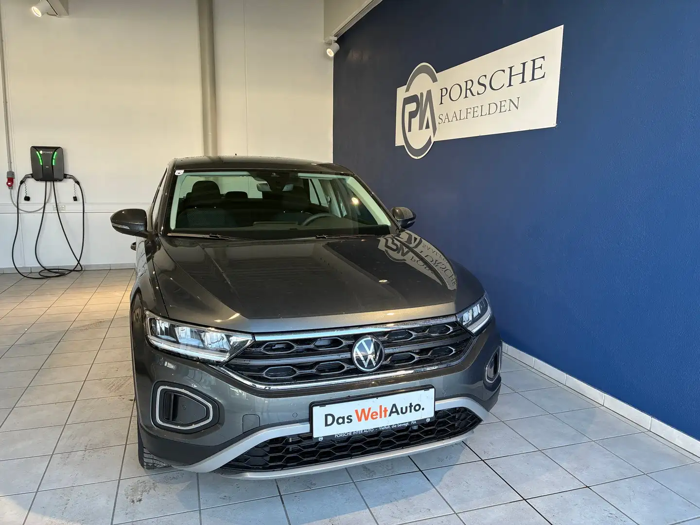 Volkswagen T-Roc 4Me TSI Grau - 2