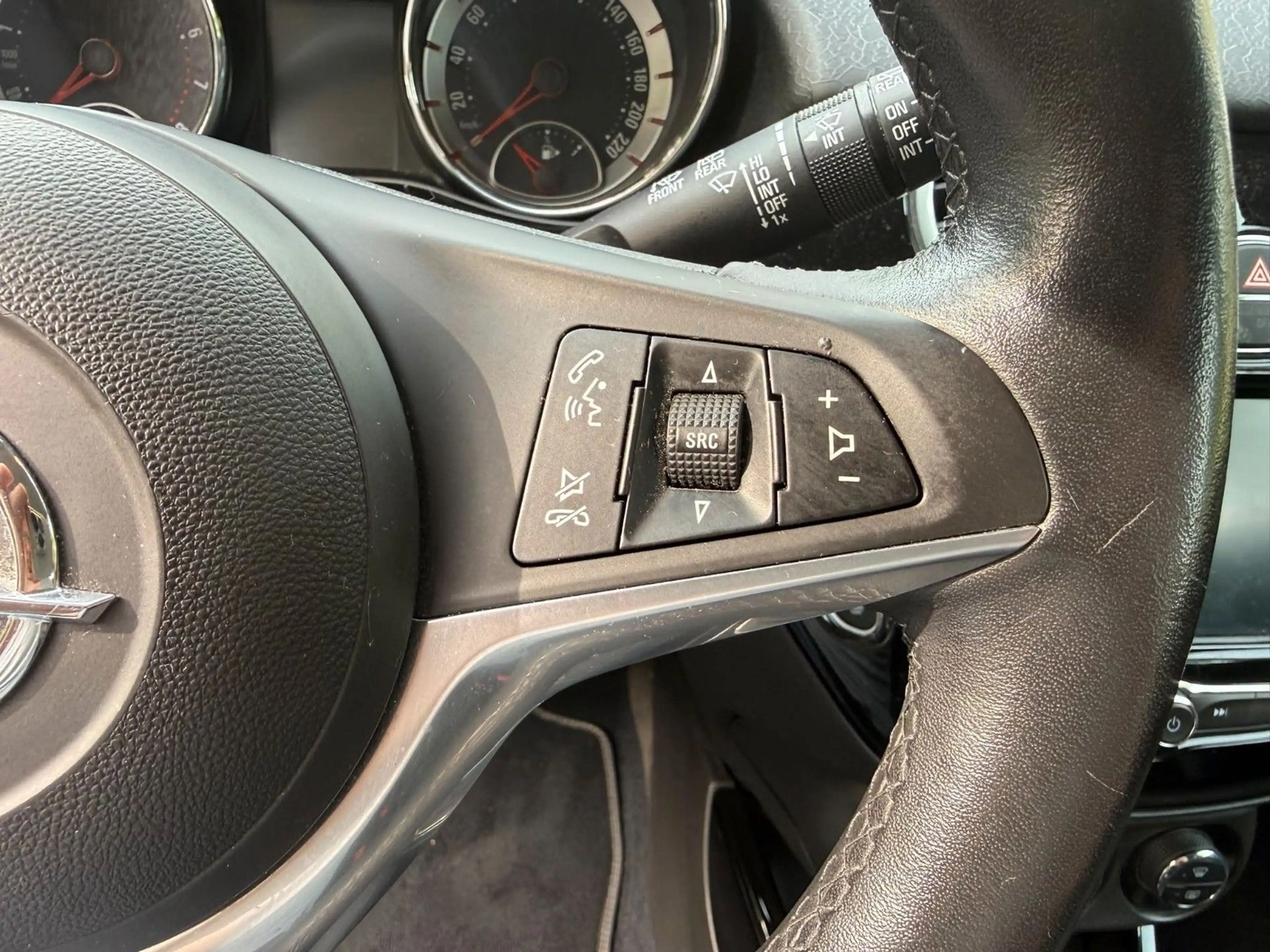 Opel Adam — photo 16