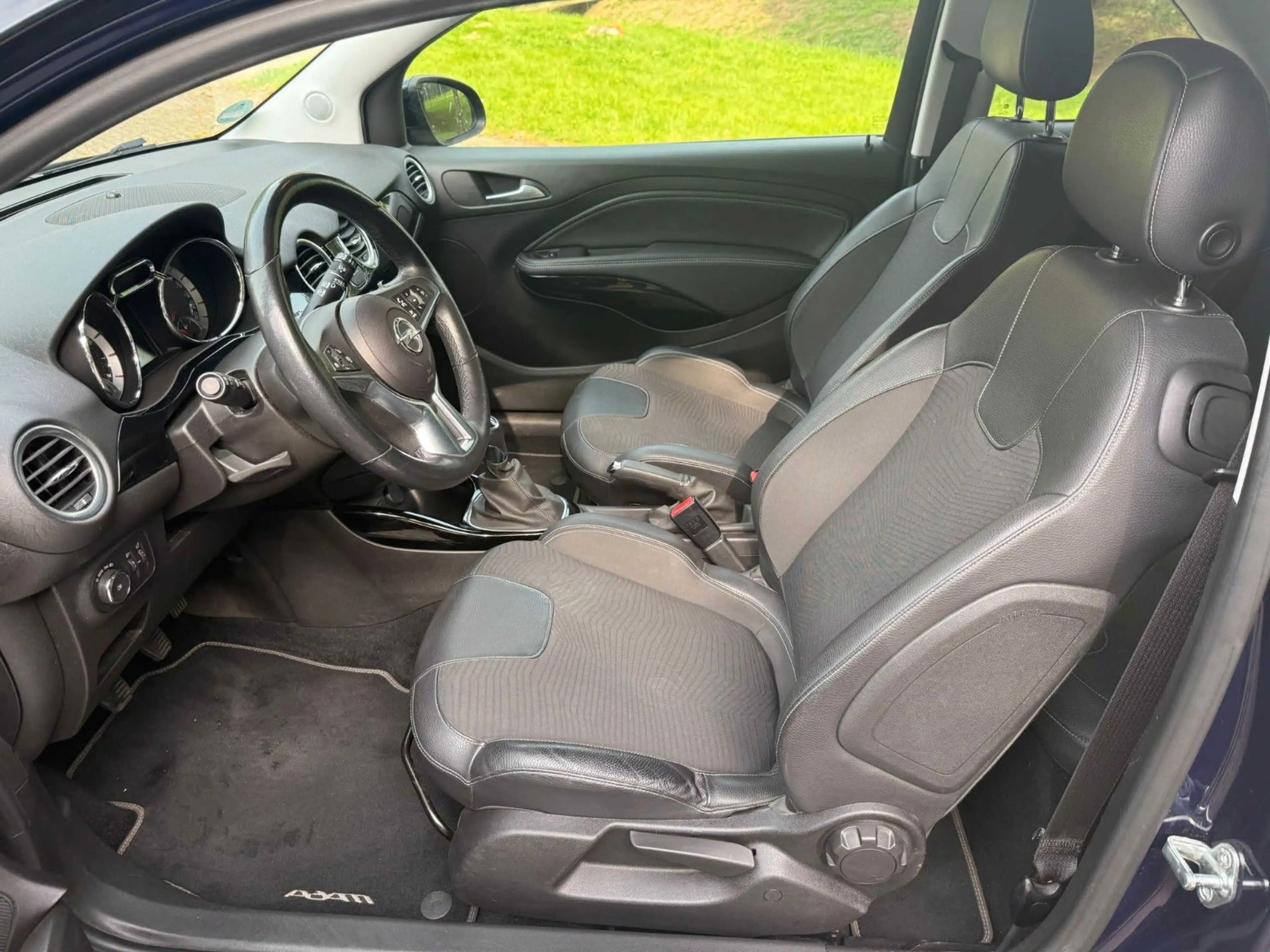 Opel Adam — photo 10