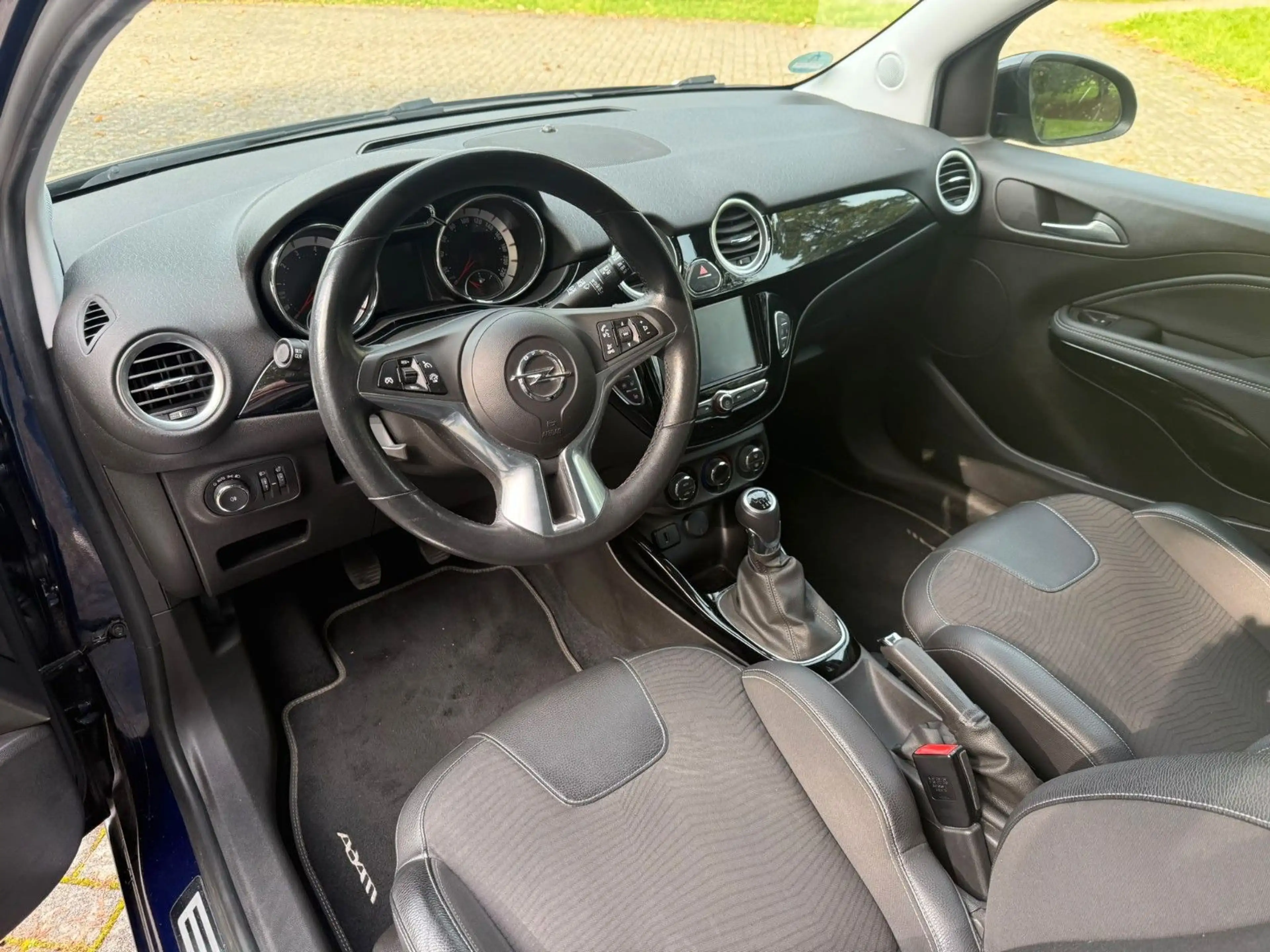 Opel Adam — photo 11
