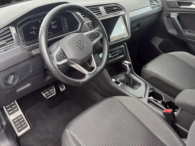 Volkswagen Tiguan view 19