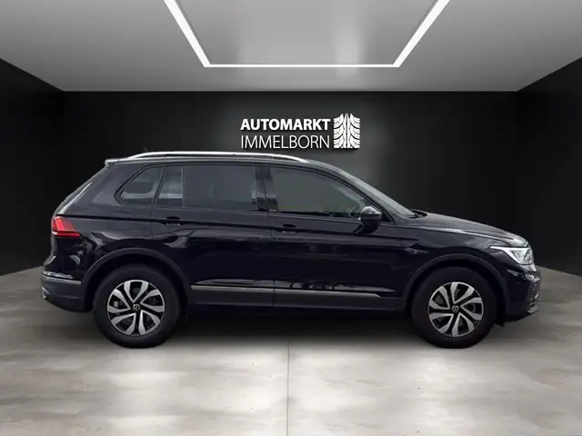 Volkswagen Tiguan view 11