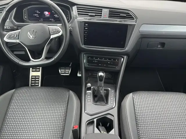 Volkswagen Tiguan view 17