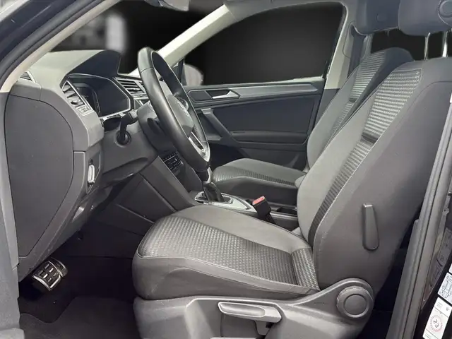 Volkswagen Tiguan view 15