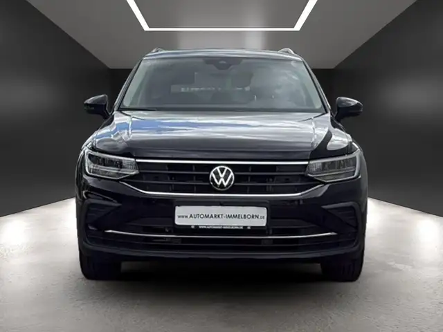 Volkswagen Tiguan view 9