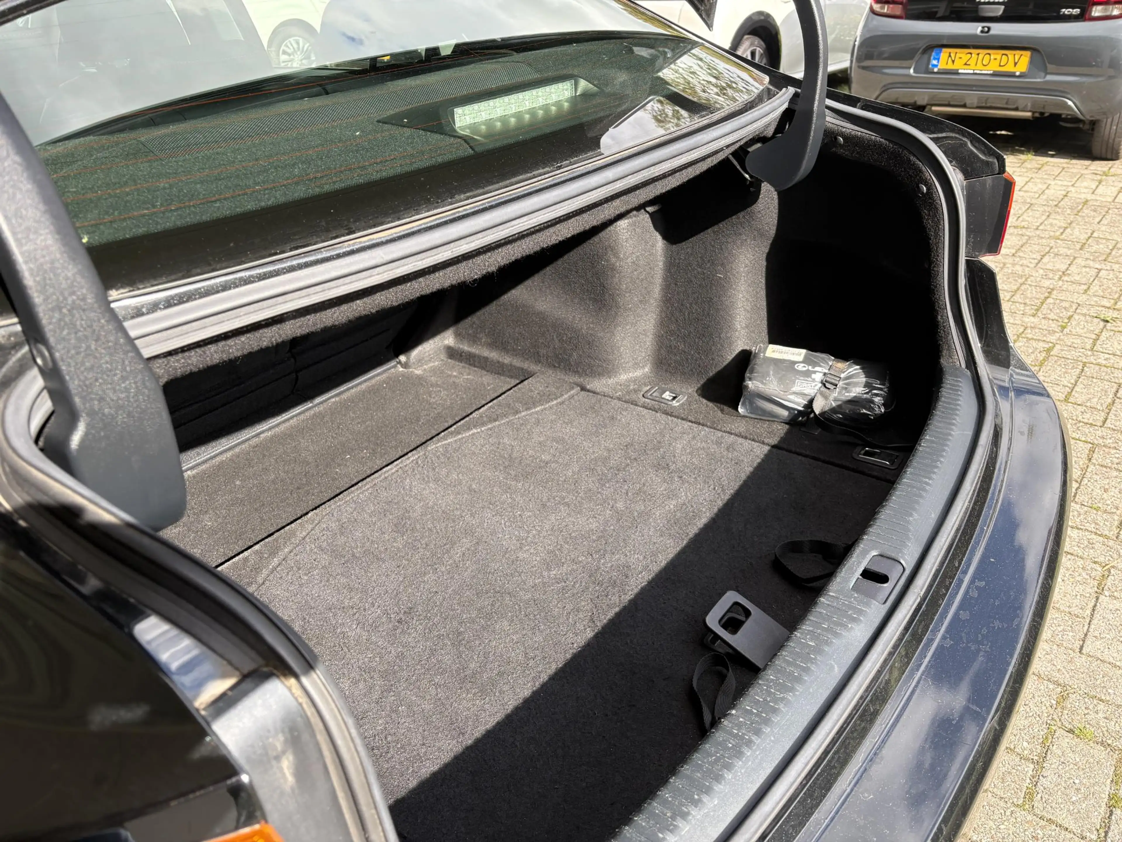 Lexus IS 300 300h Hybrid Sport Edition | Dealeronderhouden | Ac — photo 15